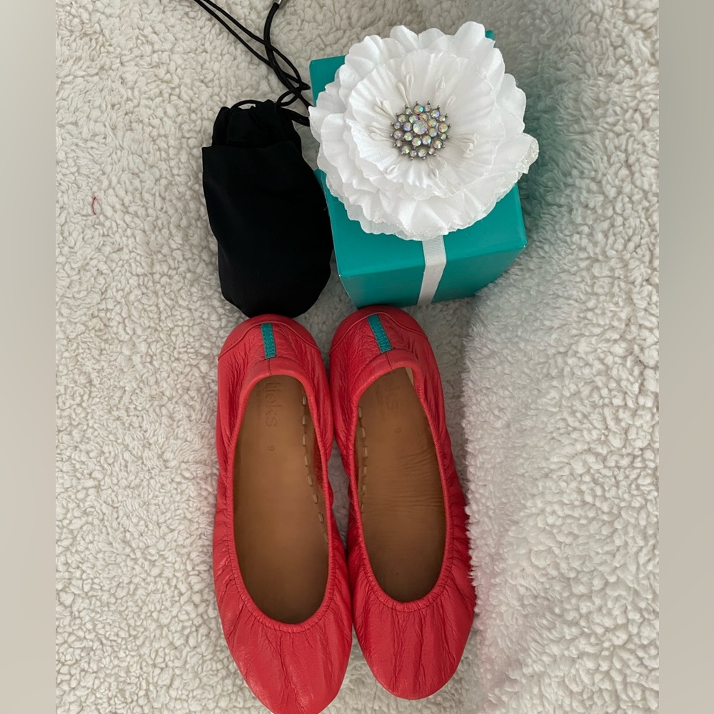 Tieks Poppy size 9.